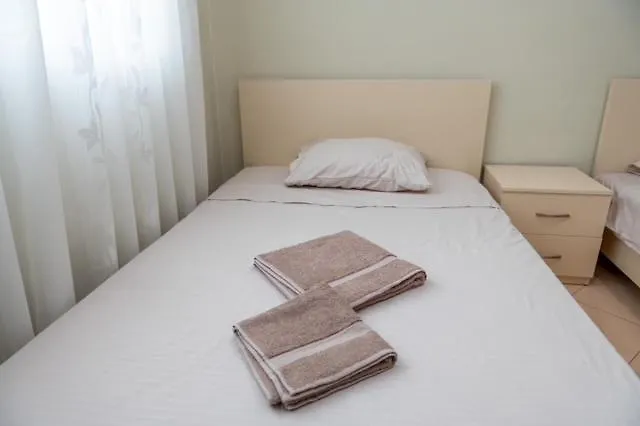 Vaip House Tirane Apartman